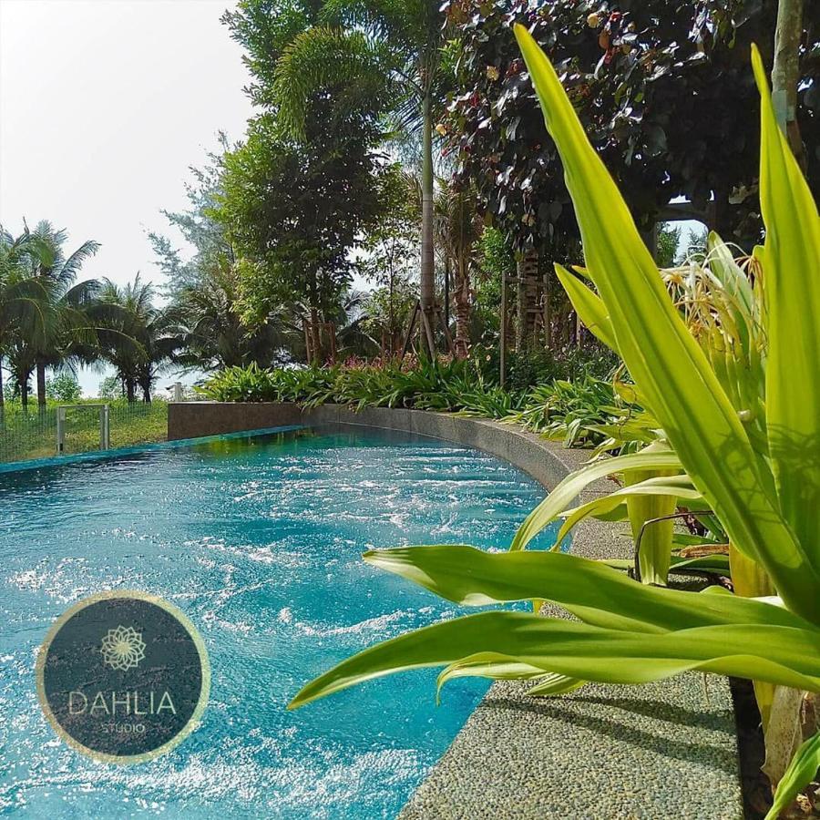 Spectacular High Floor Sea View And Pool View Residences Kuantan Luaran gambar